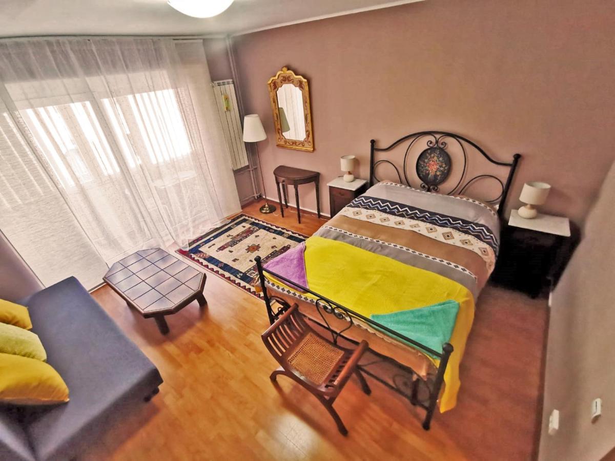 Cozy Studio Athenee Lejlighed Bukarest Eksteriør billede